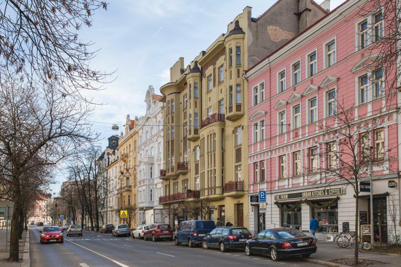 Trendy Local Apartment Praha Eksteriør bilde